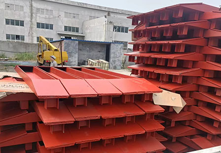 钢枕的核心材质与分类